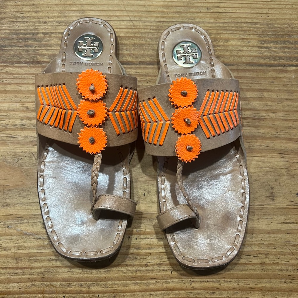 Tory Burch Caylon toe ring sandal 7.5